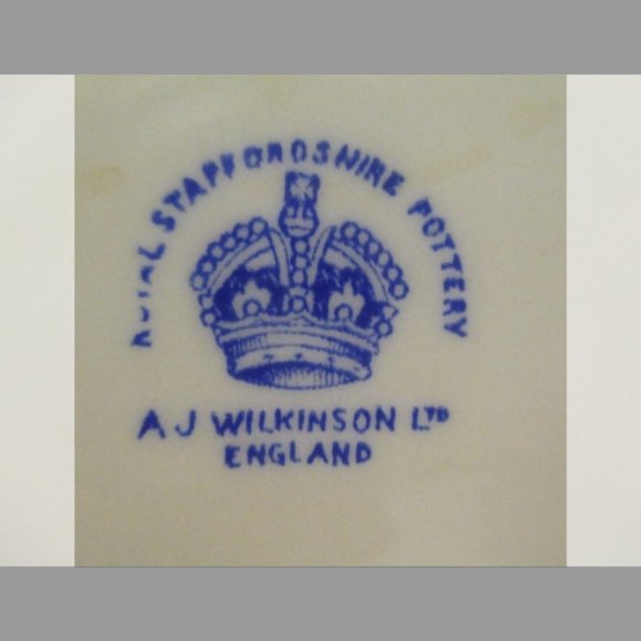 Royal Staffordshire Pottery - AJ Wilkinson Ltd - Demitasse Size Tea Pot /Serving - Picture 11 of 12